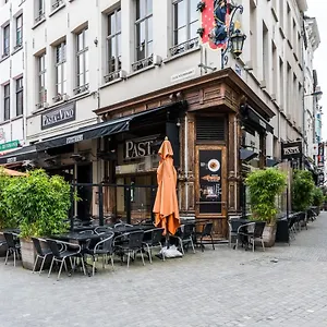beautiful-appartment-in-the-heart-of-antwerp.hotelsghent.com/