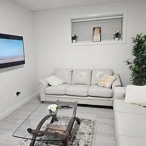 new-built-house-stay-in-style-guest-suite-2bedroom-2bed-2bath.edmonton-hotels.net/